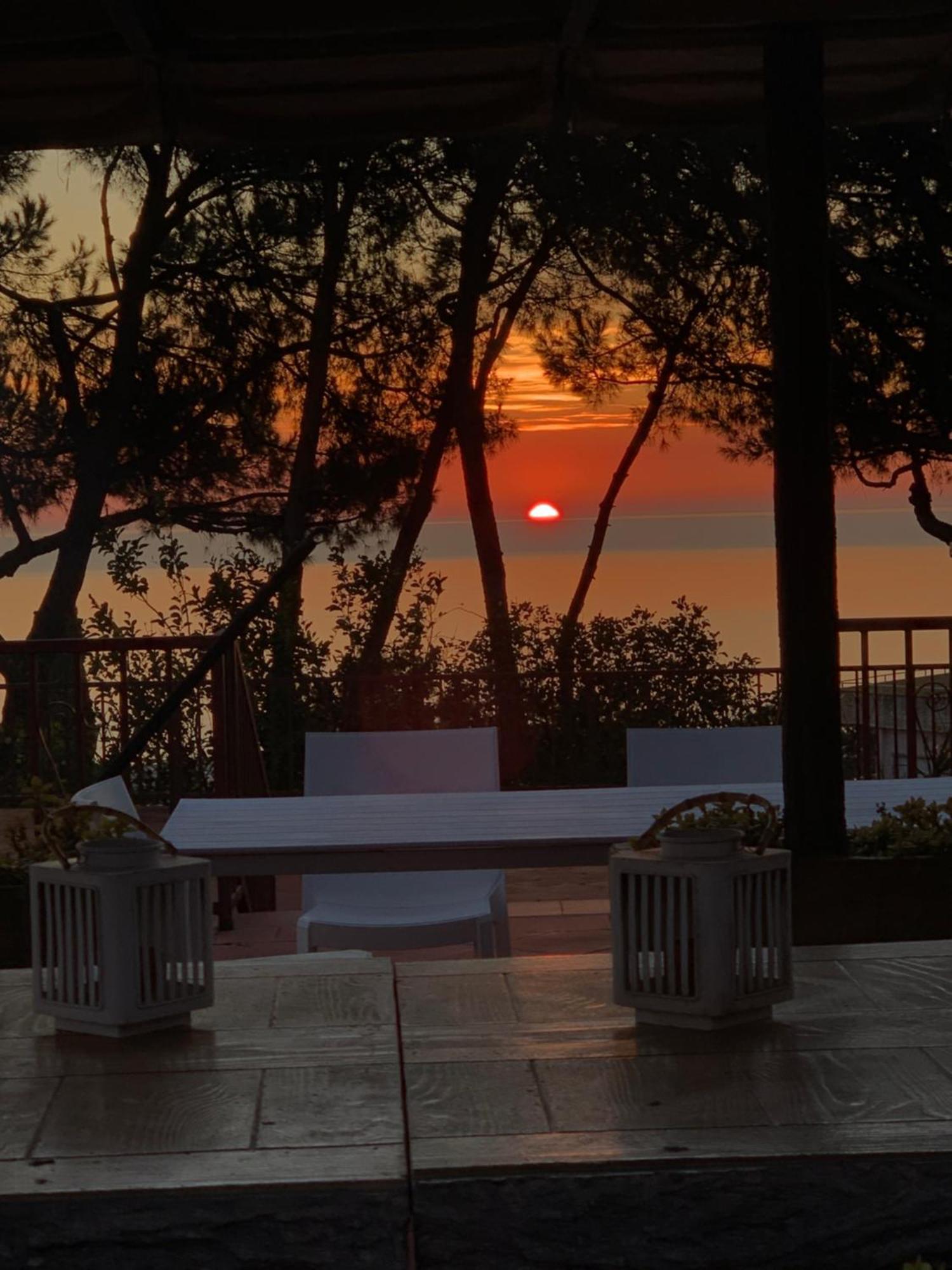 B&B Ioli Vesuvio エルコラーノ エクステリア 写真